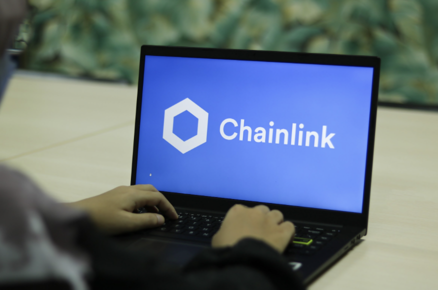 Daan Crypto Trades Predicts Chainlink Price – Pullix to Introduce a Burning Feature
