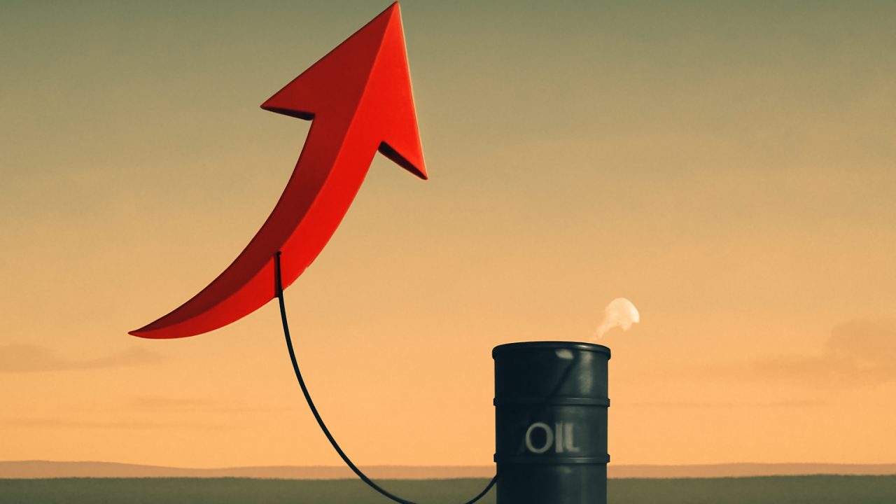 Upward Arrow-Kite Loosening from Oil Anchor
